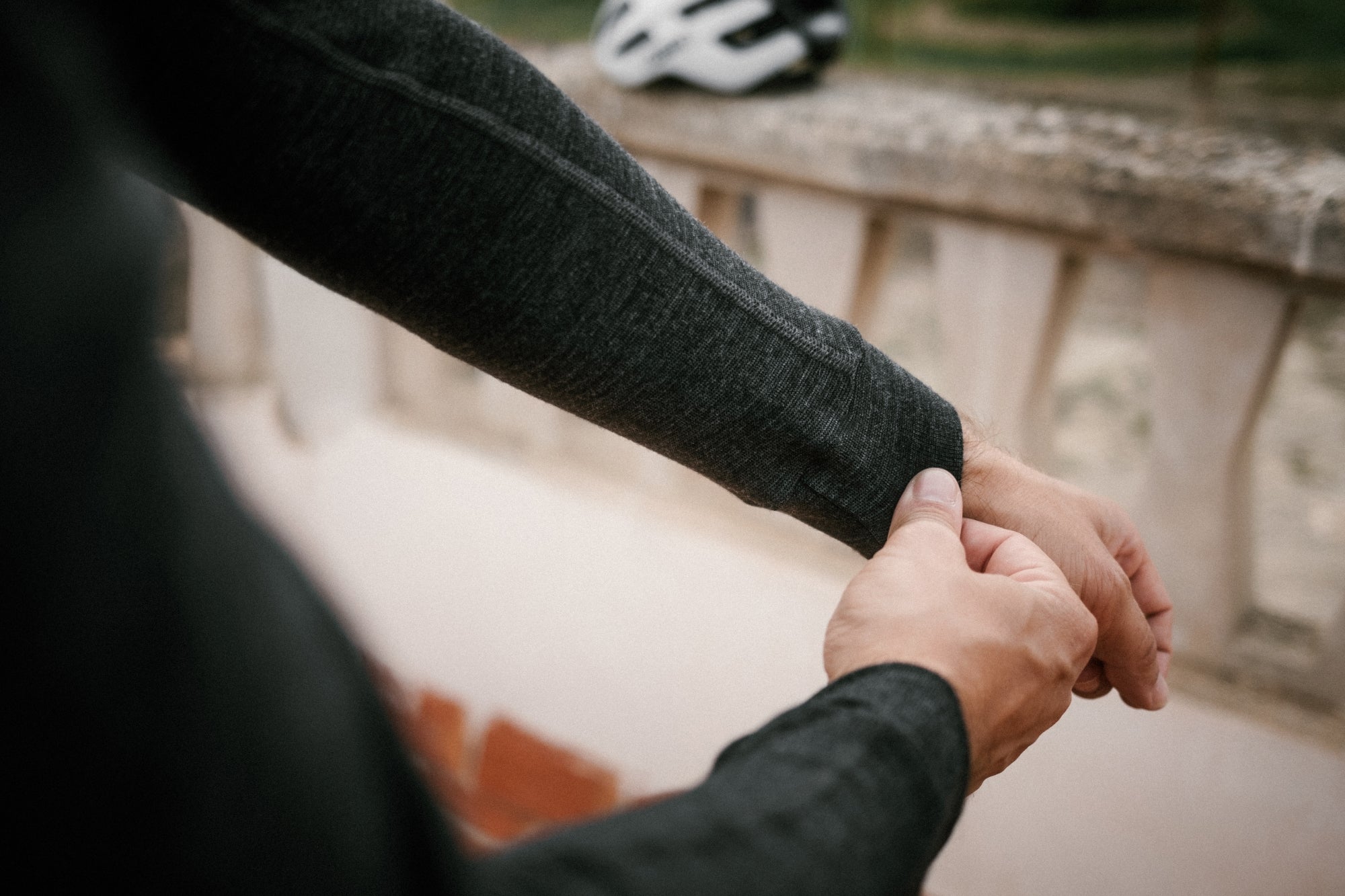 Professional merino baselayer for road cycling | 4-fach Vernähung | 4-fach Vernähung für strapazierfähige Nähte für besondere Beanspruchung.