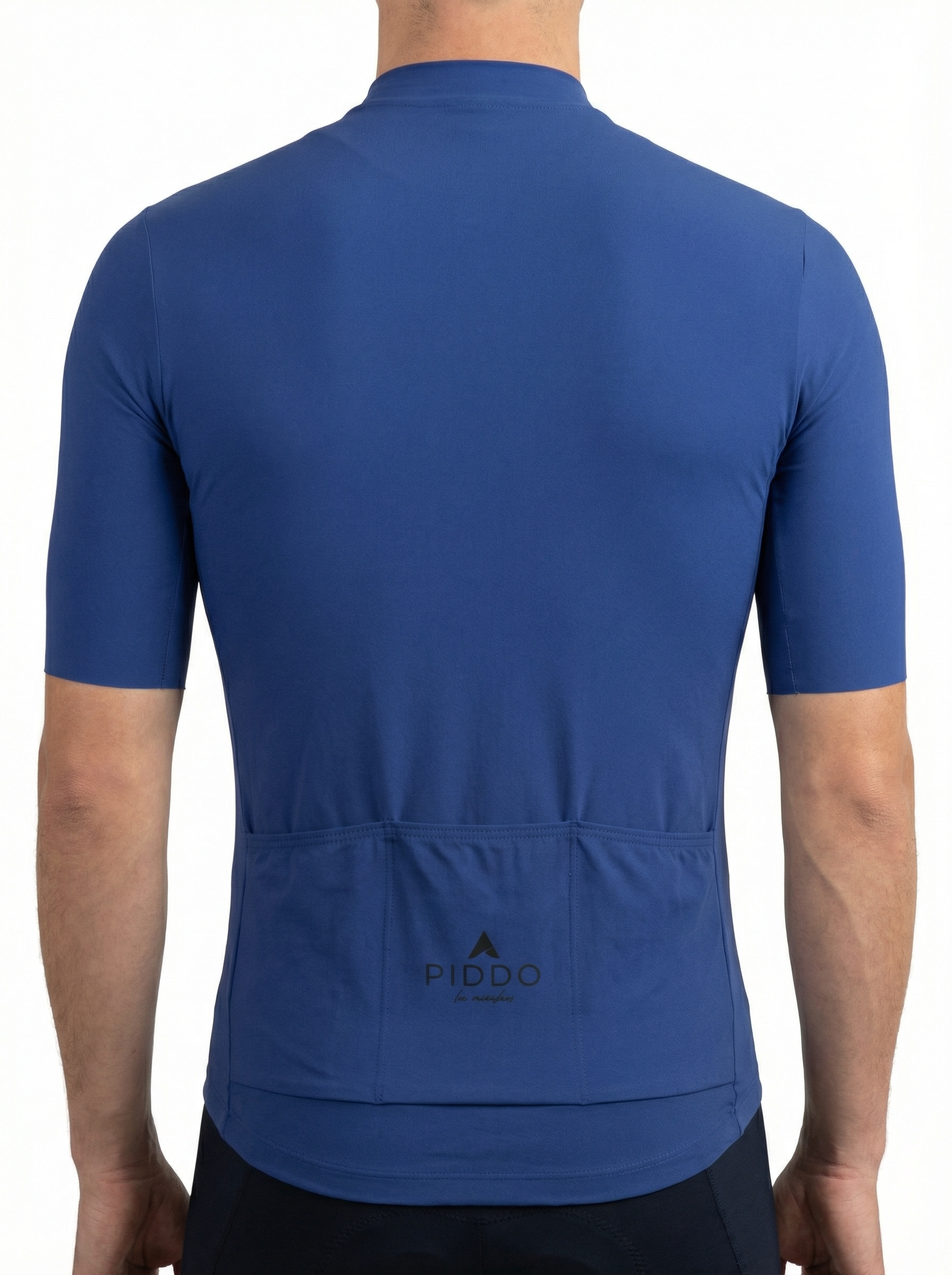 Blaues PIPPO Rennradtrikot für Herren in Aero Fit| Zipper Tasche| Rückansicht mit aerodynamischem Schnitt und Rückentaschen.