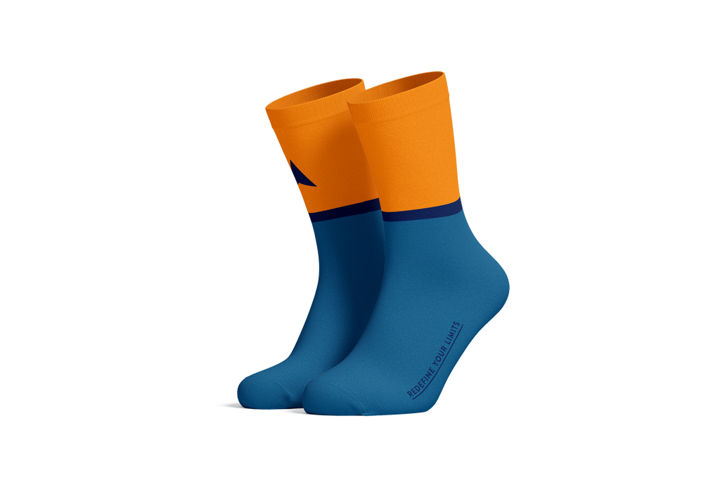 Merino Socken Frontansicht: Farbe Orange und Blau 
