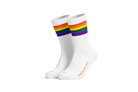Professional cycling socks for road biking | Statement Socken| Pride-Rennradsocken mit Regenbogenstreifen und sportlichem, atmungsaktivem Material für leistungsorientiertes Radfahren