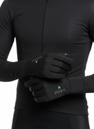 Professional Rennrad Handschuhe fuer den Winter | Wasserabweisend | Schwarze Winterhandschuhe im minimalistischen PIPPO Logo.