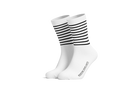 Professional cycling socks for road biking | Klassisches Design | Schwarz-weiß gestreifte klassische Rennradsocken, passend zu jedem Rennrad-Outfit.